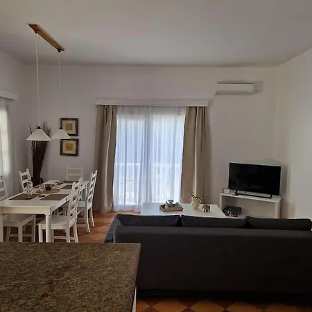 Olive Garden House Holiday home *